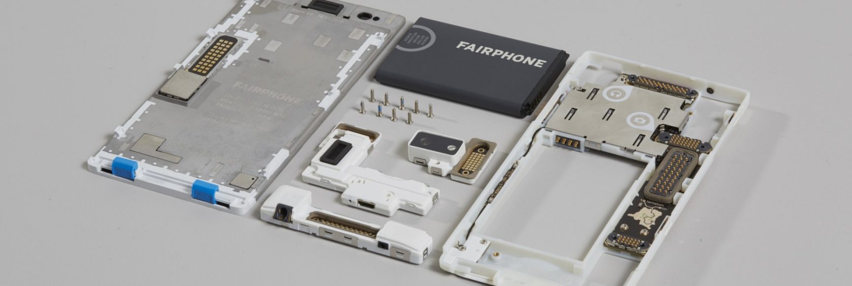 Image du fairphone2 ouvert