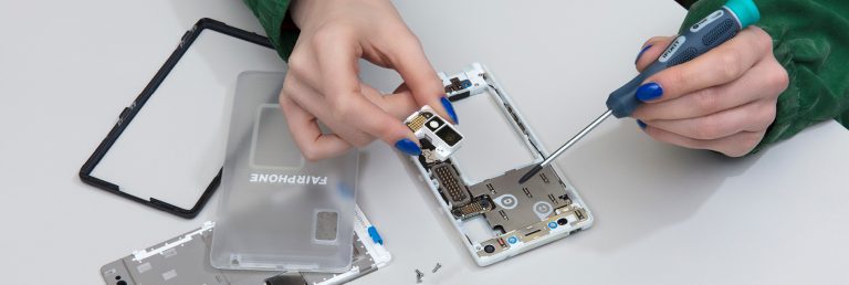 Refurbished phones give valuable resources a new life