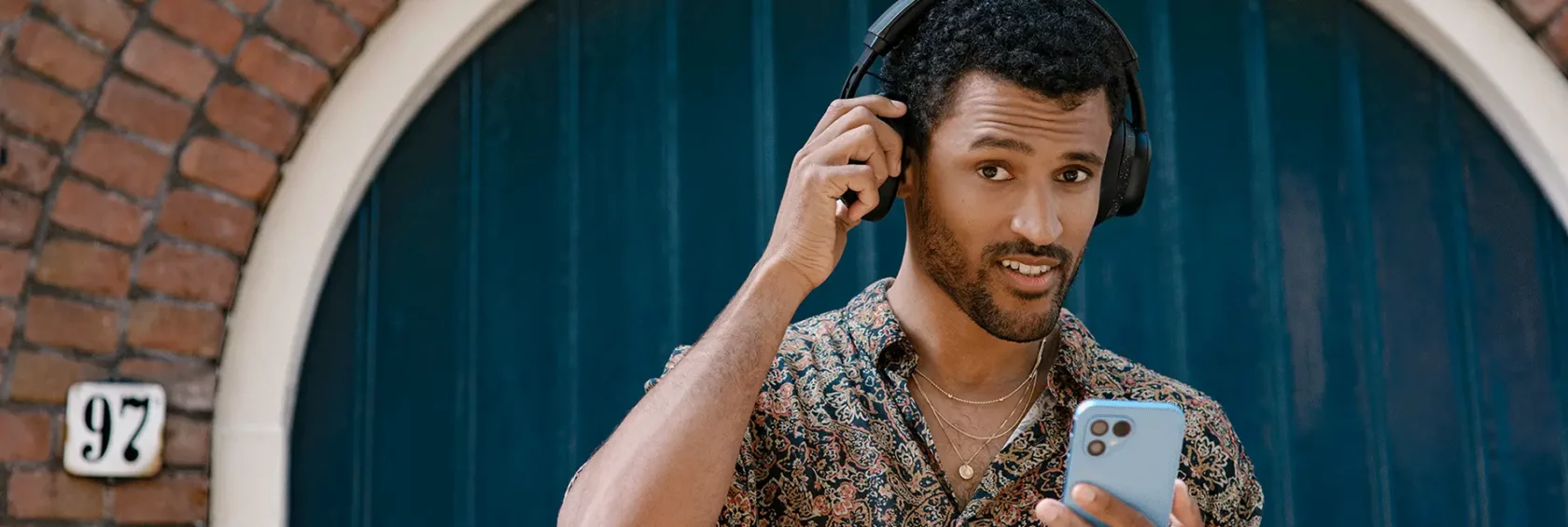 article-header