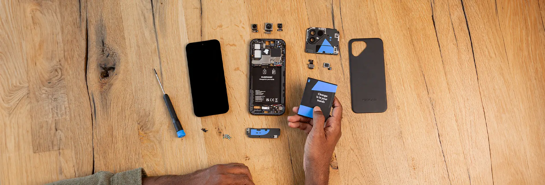 Fairphone 5 gets the thumbs up from iFixit, to the surprise of no one. -  The Verge