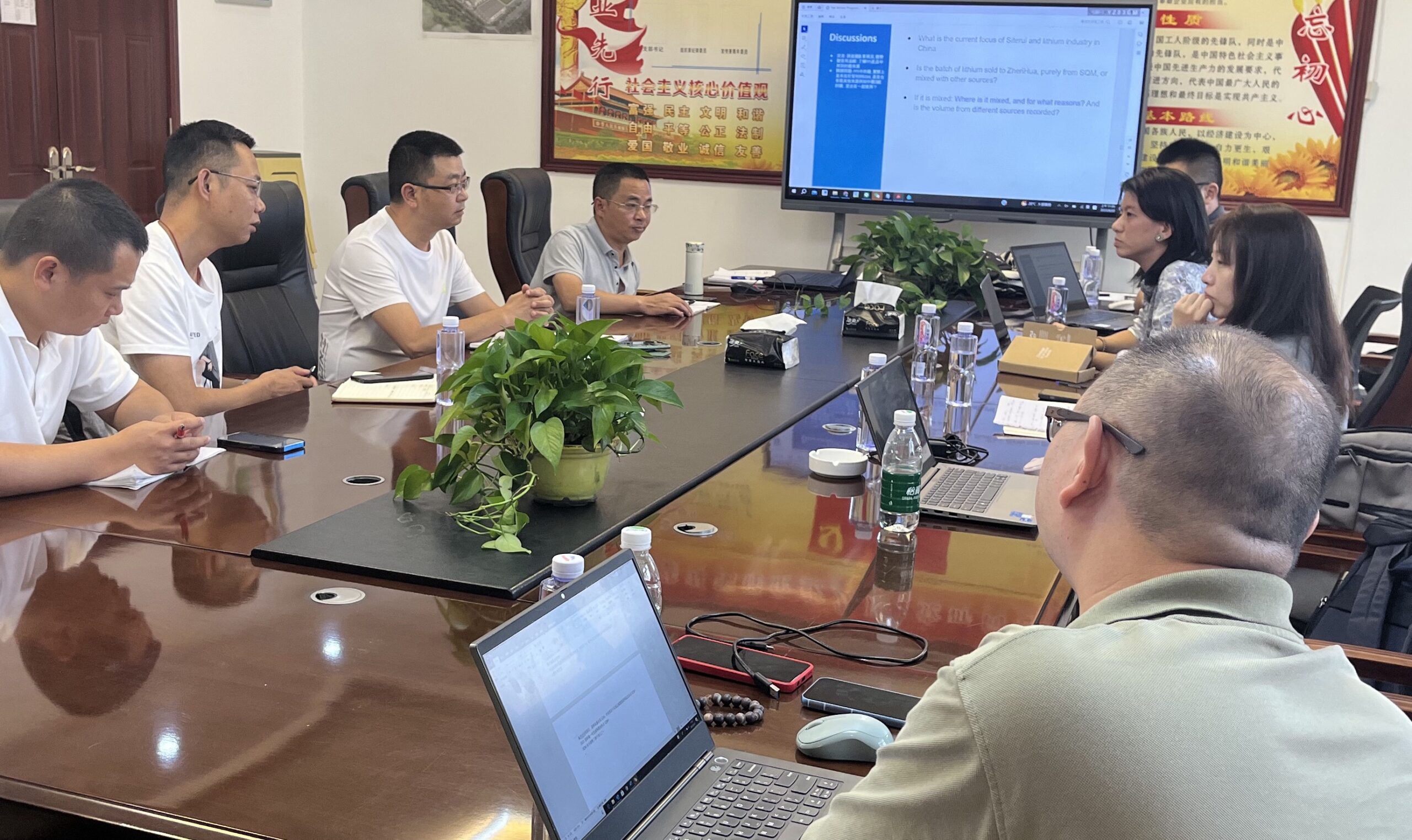 Meeting the refiner in Sichuan, discussing the current technology available and challenges with the lithium raw material market.