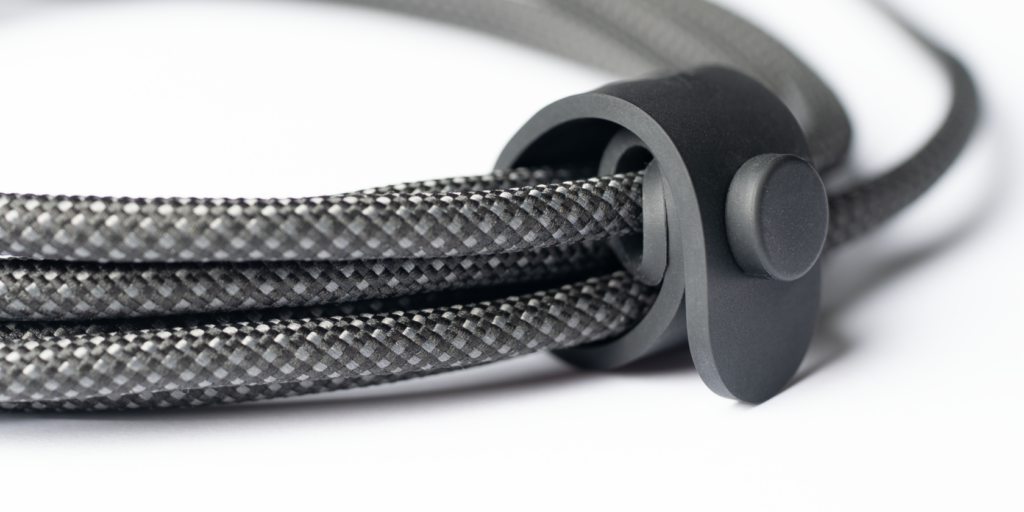 The USB 2.0 cable’s cleared 70,000 bend tests, while the USB 3.0 cables survived a massive 100,000 tests!